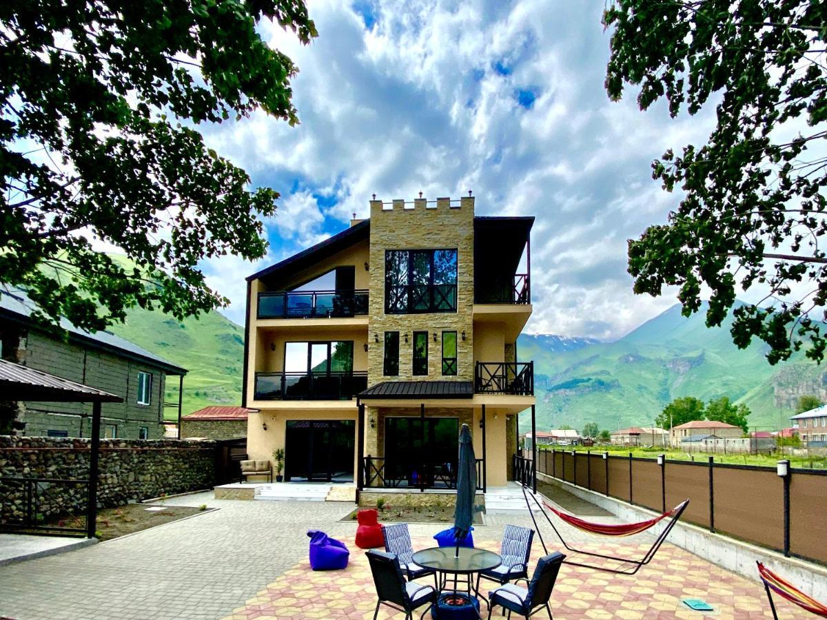 Besami Hotel Stepancminda Exteriér fotografie
